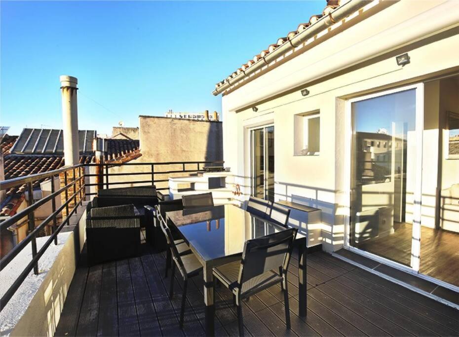 Appartamento Superbe Grande Terrasse Vue Notre Dame Marsiglia